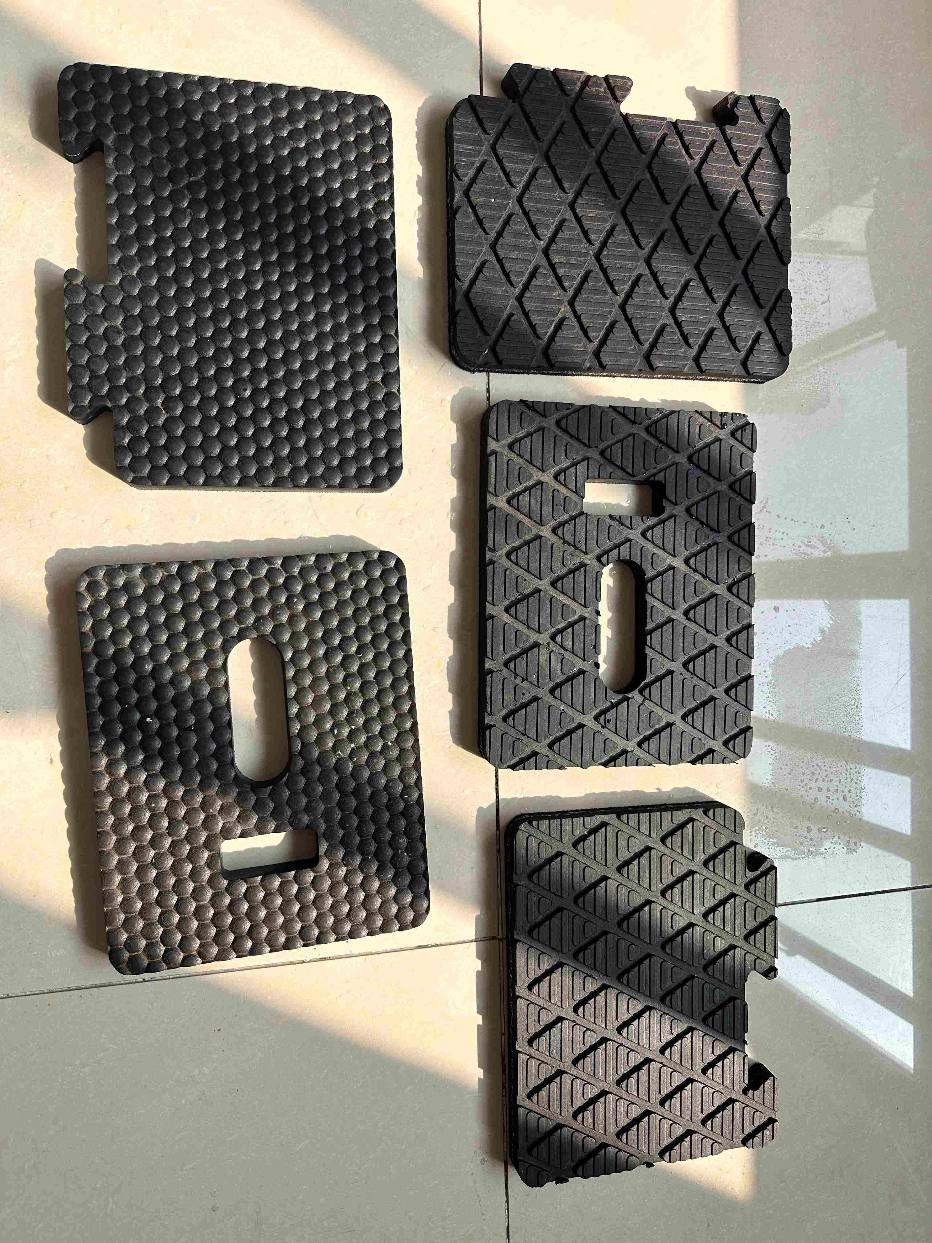 Anti Slip Interlocking Rubber Mat for Cattle Stall